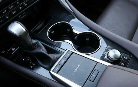 Lexus RX IV рестайлинг, 2022 год, 6 680 000 рублей, 14 фотография