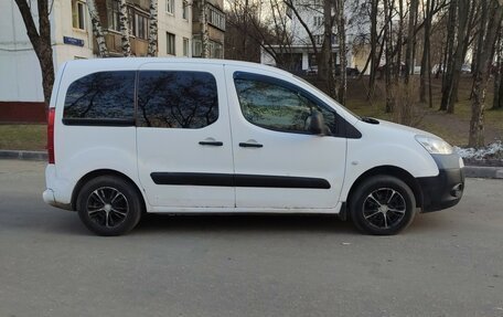 Peugeot Partner II рестайлинг 2, 2011 год, 455 000 рублей, 3 фотография