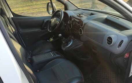 Peugeot Partner II рестайлинг 2, 2011 год, 455 000 рублей, 11 фотография