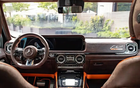 Mercedes-Benz G-Класс AMG, 2025 год, 61 000 000 рублей, 14 фотография