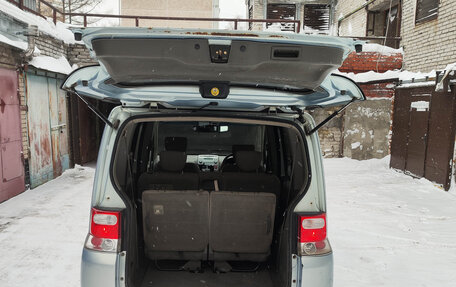 Honda Mobilio I, 2006 год, 510 000 рублей, 11 фотография