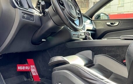 Volvo XC60 II, 2019 год, 4 100 000 рублей, 7 фотография