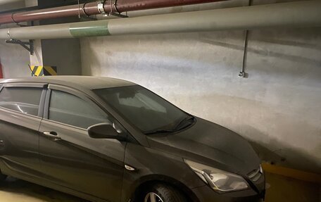 Hyundai Solaris II рестайлинг, 2014 год, 700 000 рублей, 2 фотография