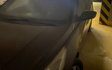 Hyundai Solaris II рестайлинг, 2014 год, 700 000 рублей, 3 фотография