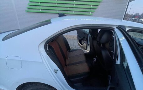 Skoda Rapid I, 2014 год, 660 000 рублей, 3 фотография