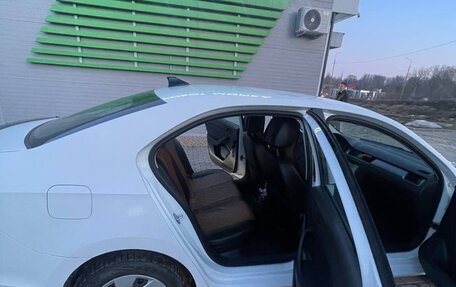 Skoda Rapid I, 2014 год, 660 000 рублей, 4 фотография