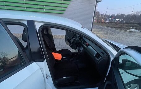 Skoda Rapid I, 2014 год, 660 000 рублей, 5 фотография