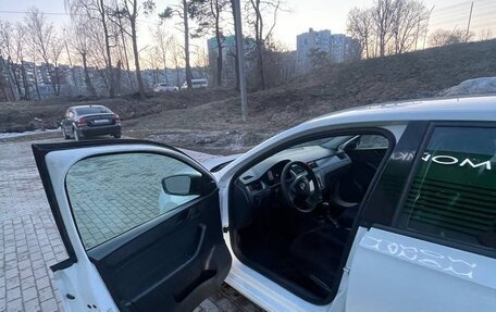 Skoda Rapid I, 2014 год, 660 000 рублей, 11 фотография