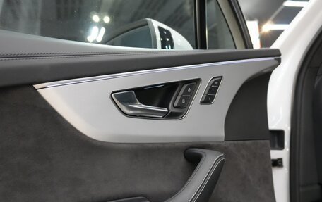 Audi SQ7, 2021 год, 8 900 000 рублей, 13 фотография