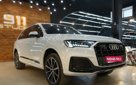Audi SQ7, 2021 год, 8 900 000 рублей, 3 фотография
