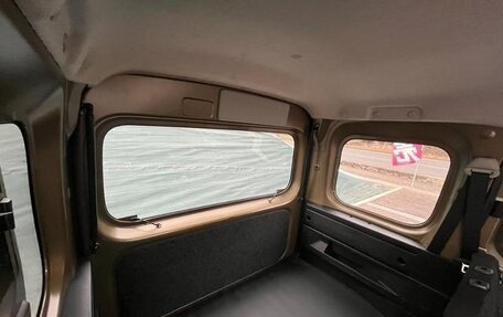 Daihatsu Atrai, 2022 год, 1 080 000 рублей, 32 фотография