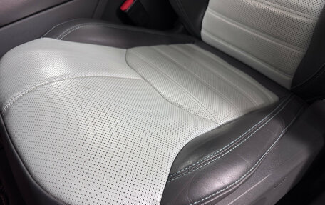 Land Rover Range Rover Evoque I, 2017 год, 2 800 000 рублей, 26 фотография