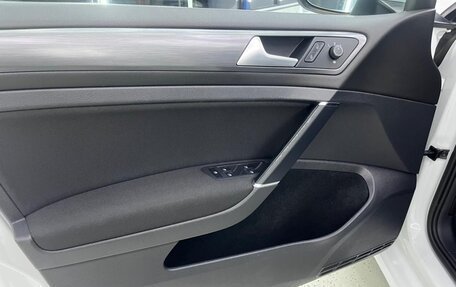 Volkswagen Golf VII, 2020 год, 1 850 000 рублей, 17 фотография