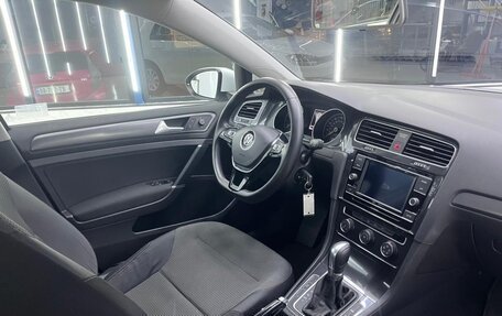 Volkswagen Golf VII, 2020 год, 1 850 000 рублей, 11 фотография