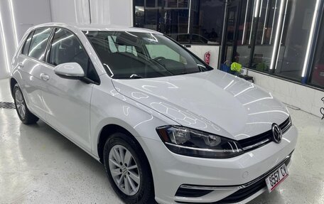 Volkswagen Golf VII, 2020 год, 1 850 000 рублей, 13 фотография