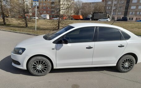Volkswagen Polo VI (EU Market), 2013 год, 750 000 рублей, 3 фотография