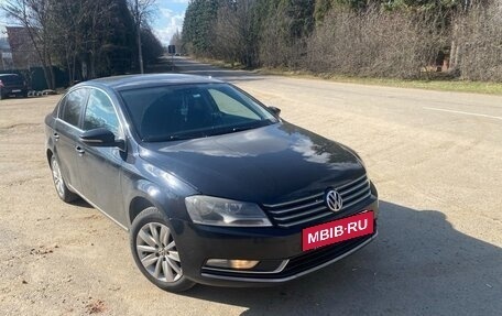 Volkswagen Passat B7, 2011 год, 720 000 рублей, 2 фотография