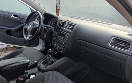 Volkswagen Jetta VI, 2014 год, 900 000 рублей, 9 фотография