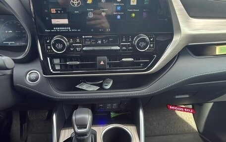 Toyota Highlander, 2025 год, 5 750 000 рублей, 14 фотография