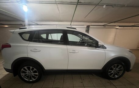 Toyota RAV4, 2018 год, 2 850 000 рублей, 18 фотография