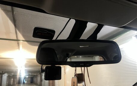 Toyota RAV4, 2018 год, 2 850 000 рублей, 27 фотография