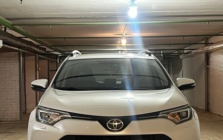 Toyota RAV4, 2018 год, 2 850 000 рублей, 32 фотография