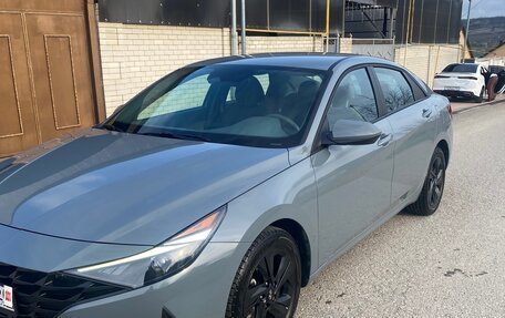 Hyundai Elantra, 2022 год, 2 100 000 рублей, 5 фотография