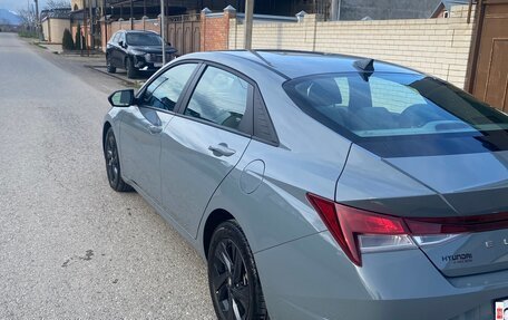 Hyundai Elantra, 2022 год, 2 100 000 рублей, 7 фотография