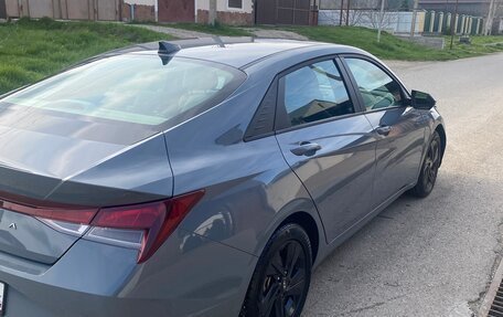 Hyundai Elantra, 2022 год, 2 100 000 рублей, 8 фотография