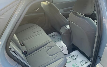 Hyundai Elantra, 2022 год, 2 100 000 рублей, 12 фотография