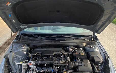 Hyundai Elantra, 2022 год, 2 100 000 рублей, 22 фотография