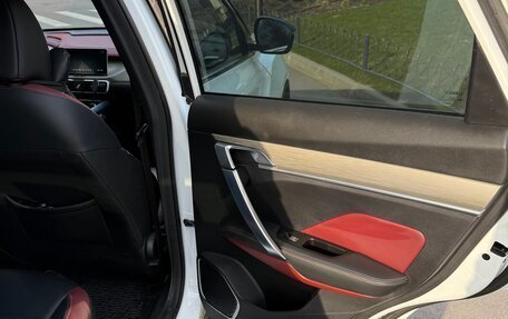 Geely Coolray I, 2023 год, 1 850 000 рублей, 16 фотография