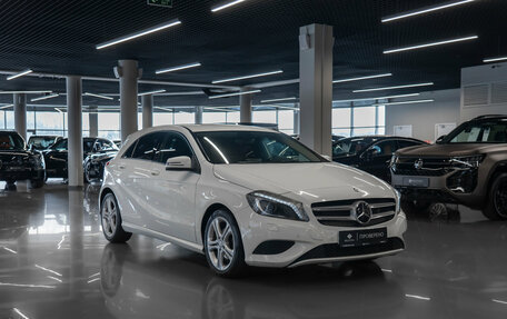 Mercedes-Benz A-Класс, 2013 год, 1 440 000 рублей, 2 фотография