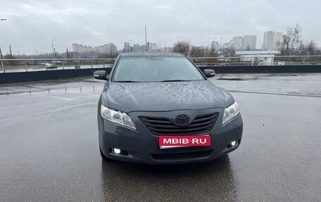 Toyota Camry, 2008 год, 830 000 рублей, 1 фотография
