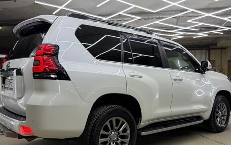 Toyota Land Cruiser Prado 150 рестайлинг 2, 2018 год, 6 100 000 рублей, 9 фотография