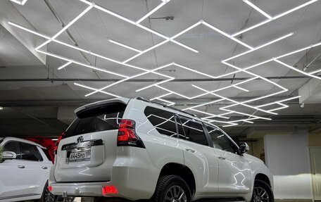 Toyota Land Cruiser Prado 150 рестайлинг 2, 2018 год, 6 100 000 рублей, 4 фотография