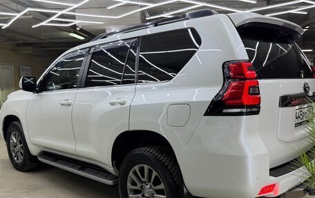 Toyota Land Cruiser Prado 150 рестайлинг 2, 2018 год, 6 100 000 рублей, 11 фотография