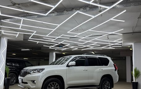 Toyota Land Cruiser Prado 150 рестайлинг 2, 2018 год, 6 100 000 рублей, 13 фотография