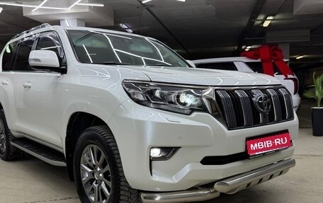 Toyota Land Cruiser Prado 150 рестайлинг 2, 2018 год, 6 100 000 рублей, 7 фотография