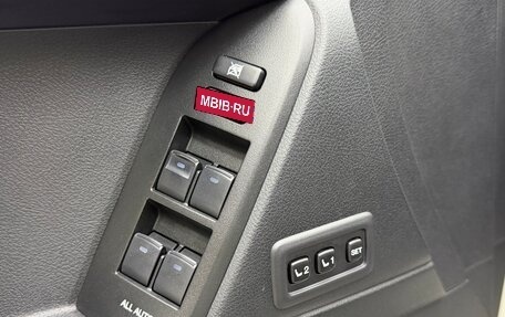 Toyota Land Cruiser Prado 150 рестайлинг 2, 2018 год, 6 100 000 рублей, 21 фотография