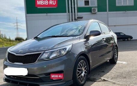 KIA Rio III рестайлинг, 2015 год, 1 100 000 рублей, 2 фотография