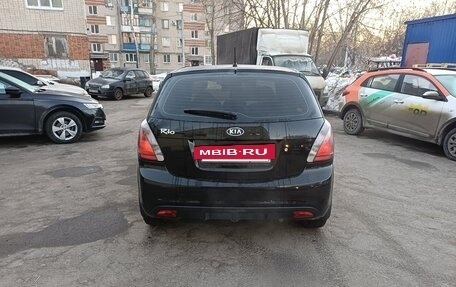 KIA Rio II, 2011 год, 650 000 рублей, 2 фотография