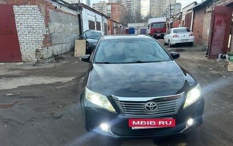 Toyota Camry, 2014 год, 1 560 000 рублей, 14 фотография
