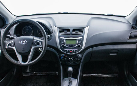 Hyundai Solaris II рестайлинг, 2014 год, 854 000 рублей, 13 фотография