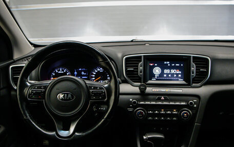 KIA Sportage IV рестайлинг, 2018 год, 1 850 000 рублей, 8 фотография