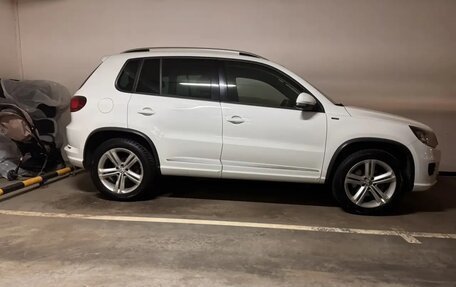 Volkswagen Tiguan I, 2016 год, 2 350 000 рублей, 4 фотография