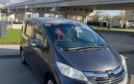 Honda Freed I, 2014 год, 1 180 000 рублей, 6 фотография