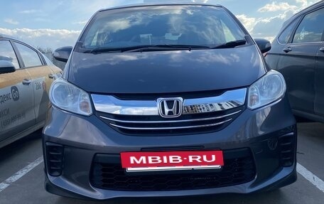 Honda Freed I, 2014 год, 1 180 000 рублей, 3 фотография