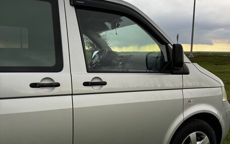 Volkswagen Caravelle T5, 2008 год, 1 499 999 рублей, 6 фотография