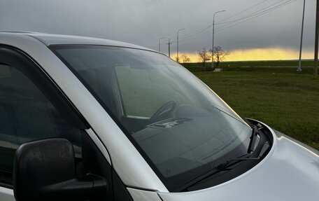 Volkswagen Caravelle T5, 2008 год, 1 499 999 рублей, 5 фотография